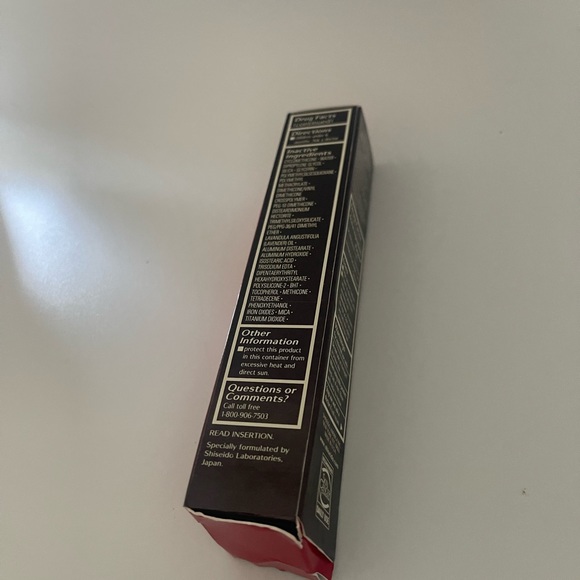 Shiseido Refining Makeup Primer - Picture 3 of 5